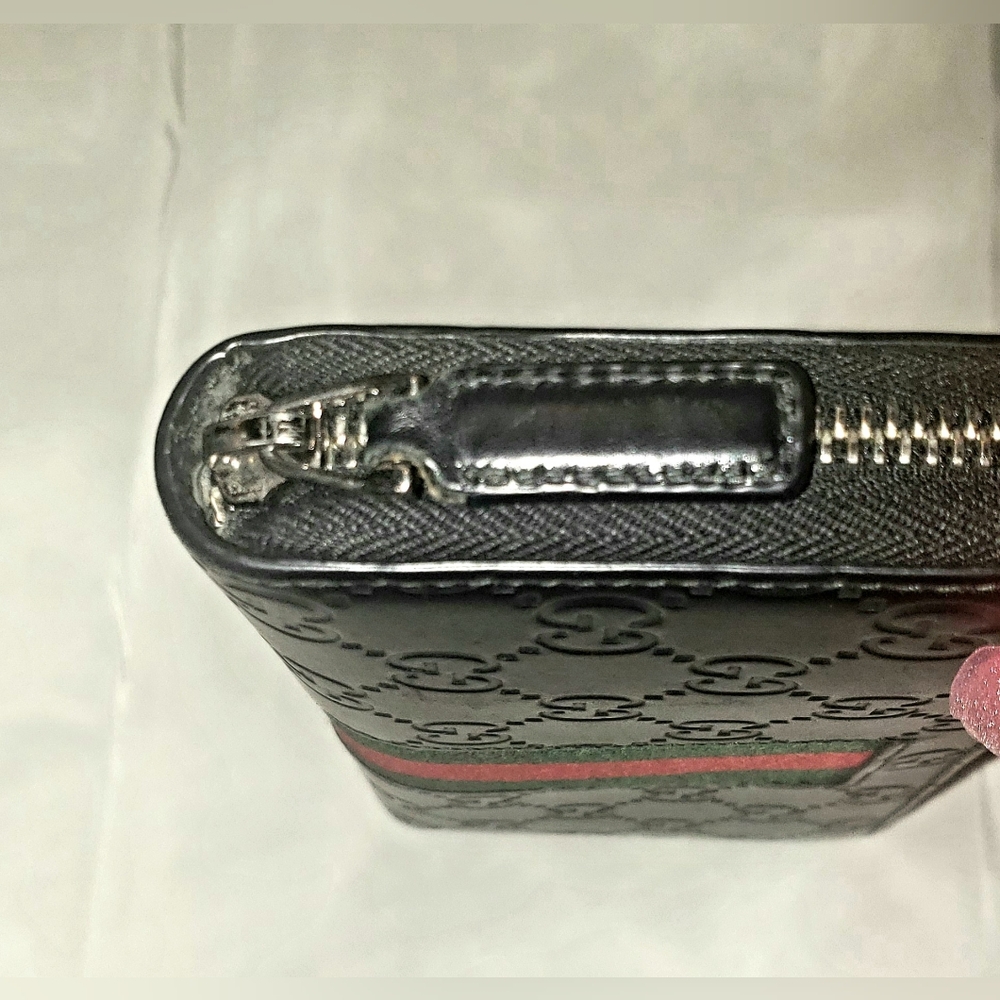 Gucci Black Guccissima Ziparound Leather Wallet - Picture 5 of 8